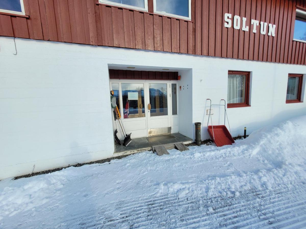 Soltun Soldatheim & Ungdomssenter Setermoen Exteriör bild