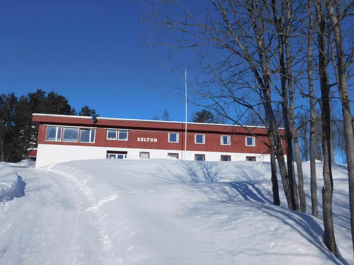 Soltun Soldatheim & Ungdomssenter Setermoen Exteriör bild